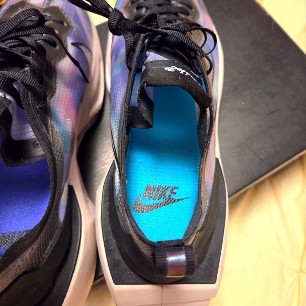 Nike Women’s Multicolor Black Purple Blue Sneakers - Picture 6 of 8